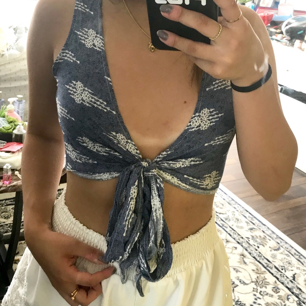 LF Tie Shirt